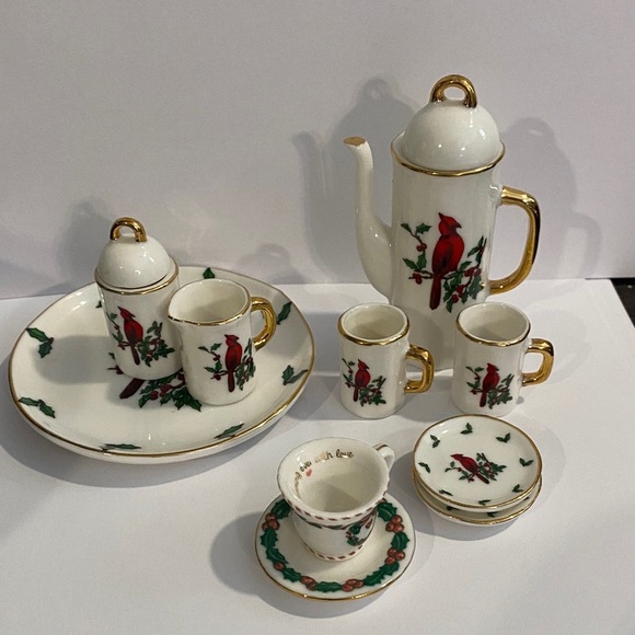 Miniature and Gold Tea Set with Red Bird Design - Picture 1 of 3